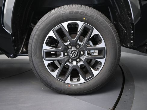 New 2026 Toyota Tundra Limited image 18