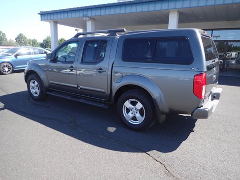 Used 2008 Nissan Frontier LE w/ Tow Hitch Pkg AWD/4WD image 3