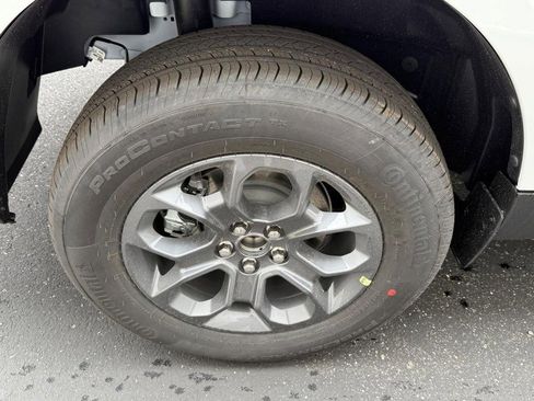 New 2025 Ford Maverick XLT image 5