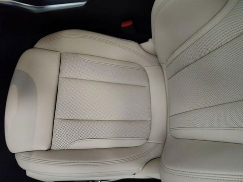 Used 2026 BMW 230i xDrive Coupe w/ Convenience Package AWD/4WD image 14