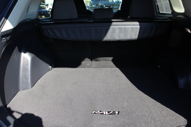 Certified 2025 Toyota RAV4 XLE AWD/4WD image 29