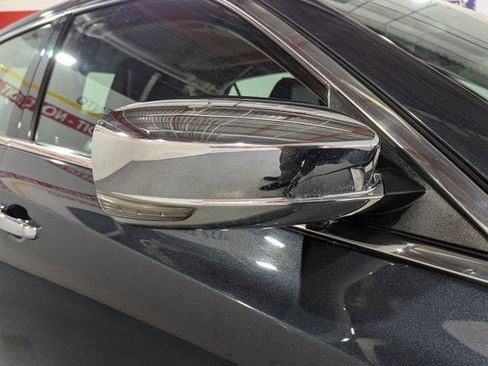 Used 2017 Chrysler 300 C w/ Safetytec Plus Group image 46