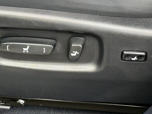 Used 2011 Lexus RX 350 2WD w/ Premium Pkg image 9