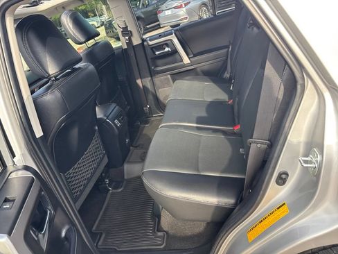 Used 2021 Toyota 4Runner Limited AWD/4WD image 20