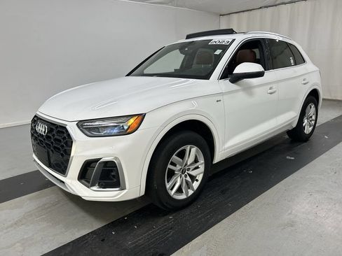 Used 2023 Audi Q5 2.0T Premium w/ Convenience Package AWD/4WD image 5