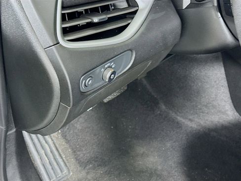 Used 2024 Chevrolet Malibu LT image 10