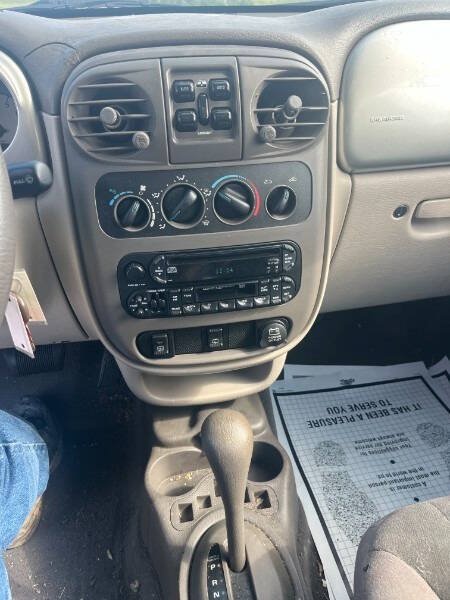 Used 2002 Chrysler PT Cruiser Touring FWD image 8