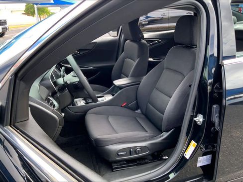 Used 2024 Chevrolet Malibu LT FWD image 7
