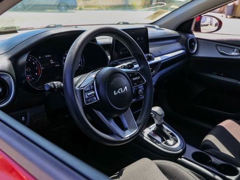 Used 2024 Kia Forte LXS image 14