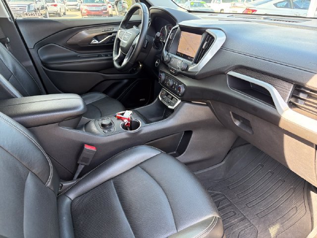 Used 2023 GMC Terrain SLT w/ Infotainment Package II FWD image 24