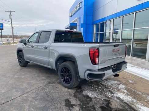 Used 2024 GMC Sierra 1500 Pro w/ Graphite Edition image 3