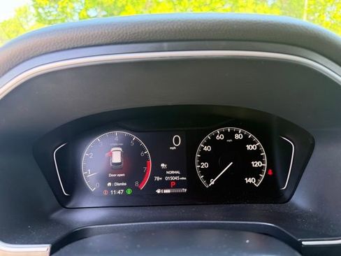 Used 2025 Honda Pilot Touring image 19