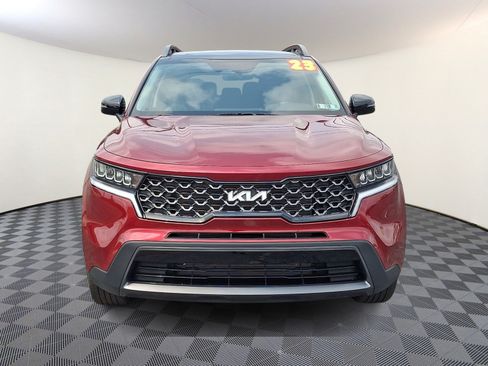 Used 2023 Kia Sorento S w/ Panoramic Sunroof Package AWD/4WD image 2