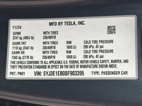 Used 2025 Tesla Model 3 Long Range AWD/4WD image 12