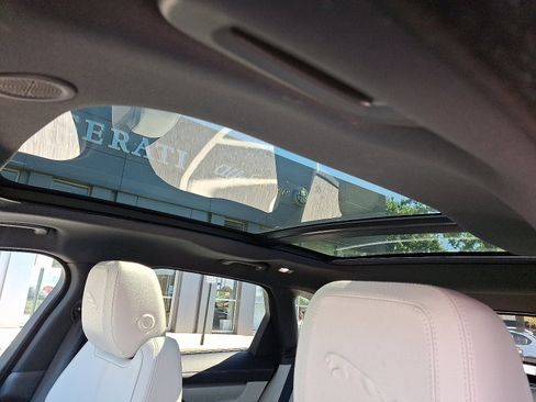 Used 2025 Jaguar F-PACE R-Dynamic S AWD/4WD image 14