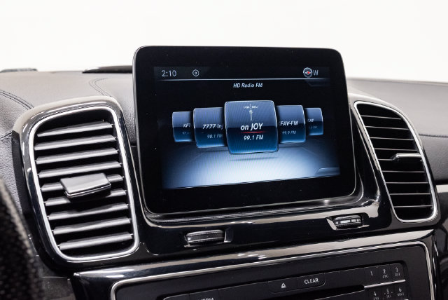 Used 2017 Mercedes-Benz GLS 450 4MATIC image 24