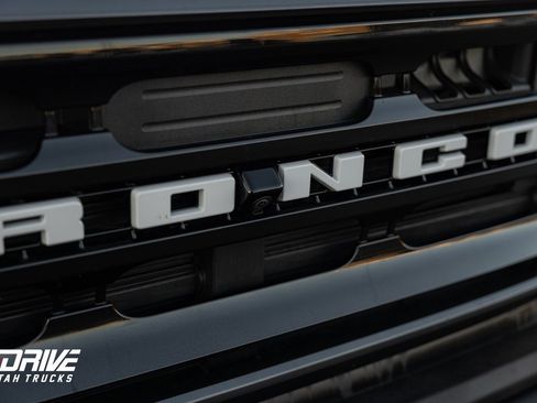 Used 2021 Ford Bronco Outer Banks image 6