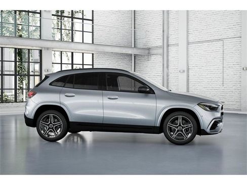 New 2026 Mercedes-Benz GLA 250 4MATIC image 15