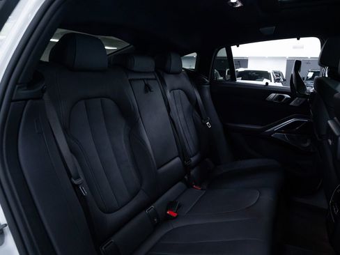 Used 2022 BMW X6 xDrive40i AWD/4WD image 24