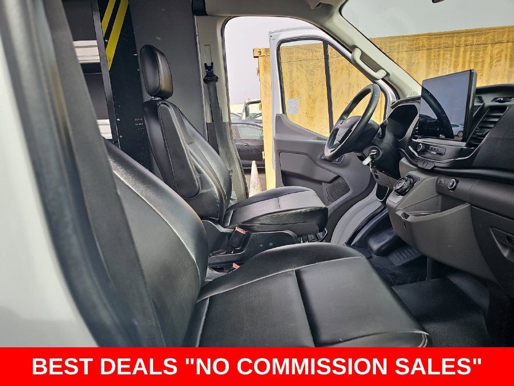 Used 2022 Ford E-Transit Medium Roof RWD image 10