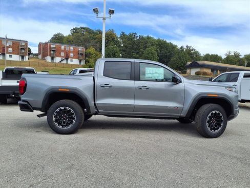 New 2026 GMC Canyon AT4 image 21