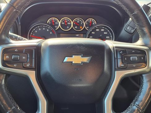 Used 2020 Chevrolet Silverado 1500 LT w/ All-Star Edition image 18