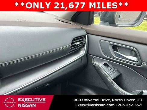 Certified 2022 Nissan Rogue SV w/ SV Premium Package image 20