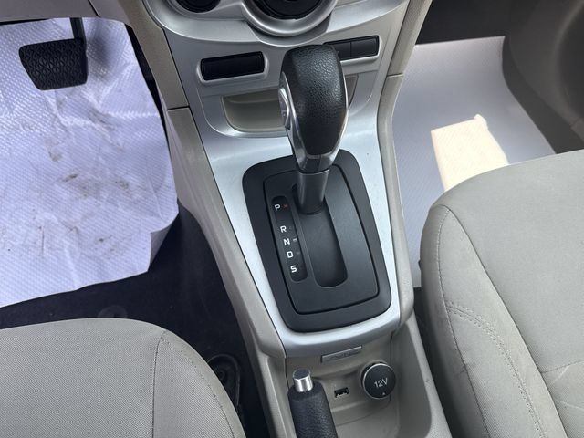 Used 2017 Ford Fiesta SE FWD image 21