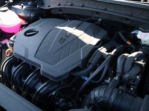 Used 2025 Hyundai Tucson SE image 9