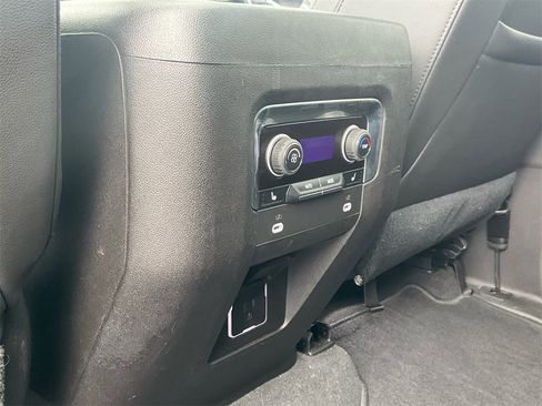 Used 2021 Chevrolet Tahoe Z71 w/ Luxury Package image 29