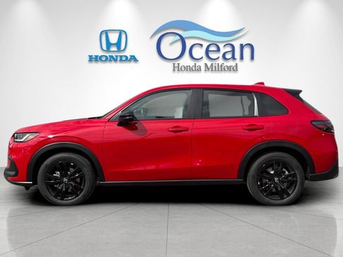 New 2026 Honda HR-V Sport image 2