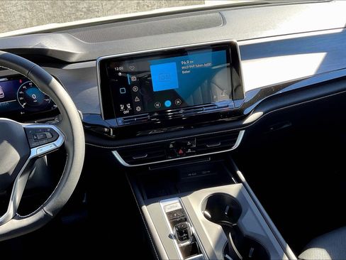 New 2026 Volkswagen Atlas Cross Sport SE AWD/4WD image 5