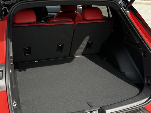 New 2026 Chevrolet Equinox EV RS FWD image 25