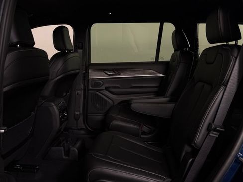 New 2026 Jeep Grand Cherokee L Limited AWD/4WD image 28