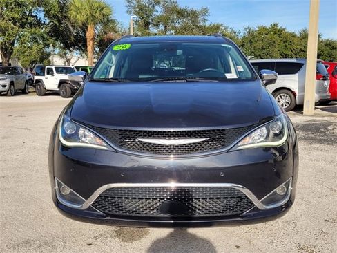Certified 2020 Chrysler Pacifica Limited w/ Advanced Safetytec Group image 6