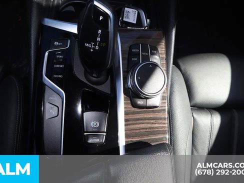 Used 2019 BMW 530e image 31