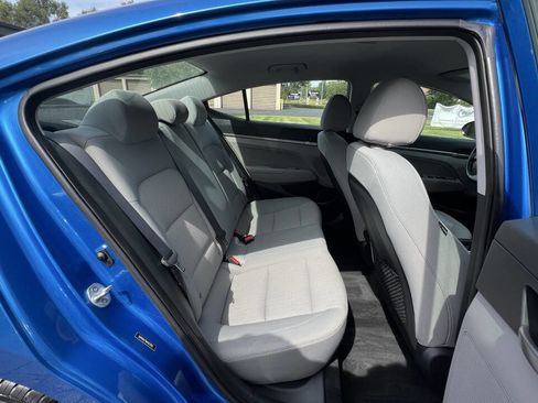 Used 2017 Hyundai Elantra SE w/ SE A/T Tech Package 03 image 27