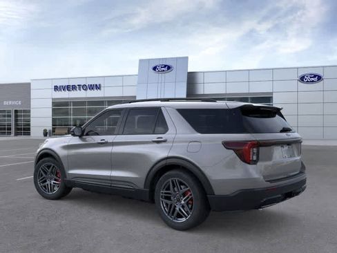 New 2026 Ford Explorer ST-Line w/ ST-Line Street Pack RWD image 4