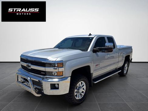 Used 2016 Chevrolet Silverado 2500 LTZ w/ LTZ Plus Package AWD/4WD image 4