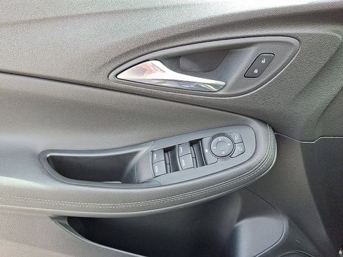 Certified 2023 Buick Encore GX Preferred w/ Cold Weather Comfort Package FWD image 12