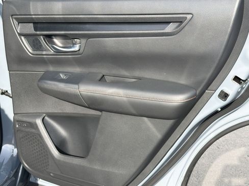 Certified 2025 Honda CR-V Sport-L image 32