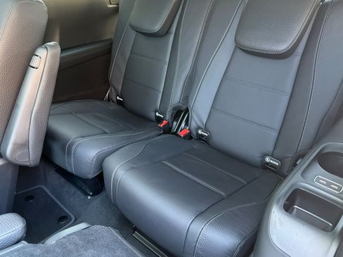New 2026 Mercedes-Benz GLS 450 4MATIC image 14
