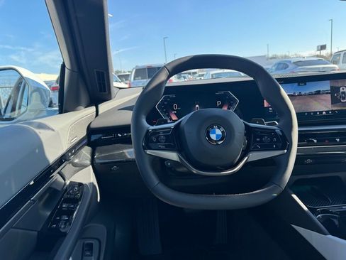 New 2026 BMW 530i w/ Executive Package image 16