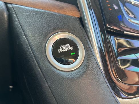 Used 2019 Cadillac Escalade ESV Premium Luxury image 29