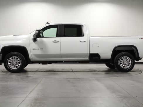 Used 2021 Chevrolet Silverado 3500 LT image 7