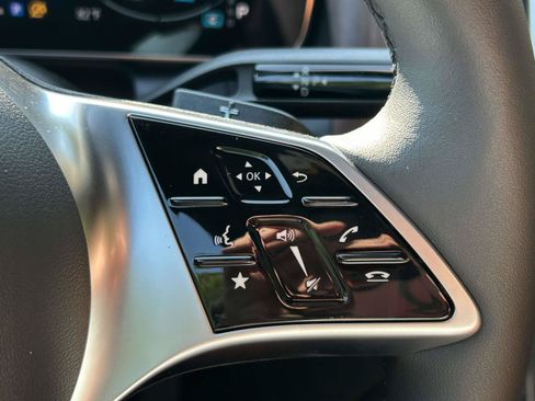 New 2027 Mercedes-Benz GLC 300 image 27
