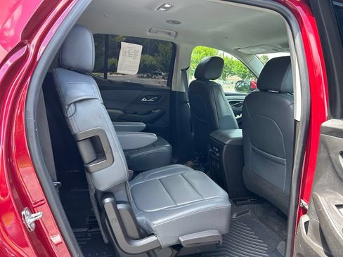 Used 2020 Chevrolet Traverse LT w/ LT Premium Package FWD image 49