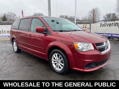 Used 2014 Dodge Grand Caravan SXT image 1