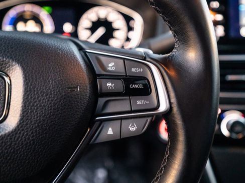 Used 2021 Honda Accord Touring image 23