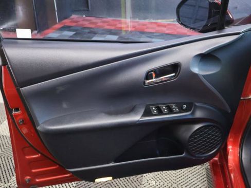 Used 2017 Toyota Prius Three Touring w/ Preferred Accessory Package image 12